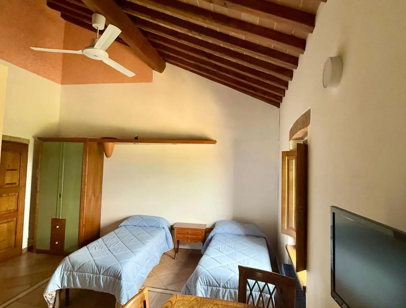 Bed & Breakfast Casale Gregoriano And Apartaments San Gimignano